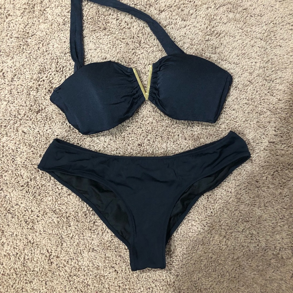 Swimming suit